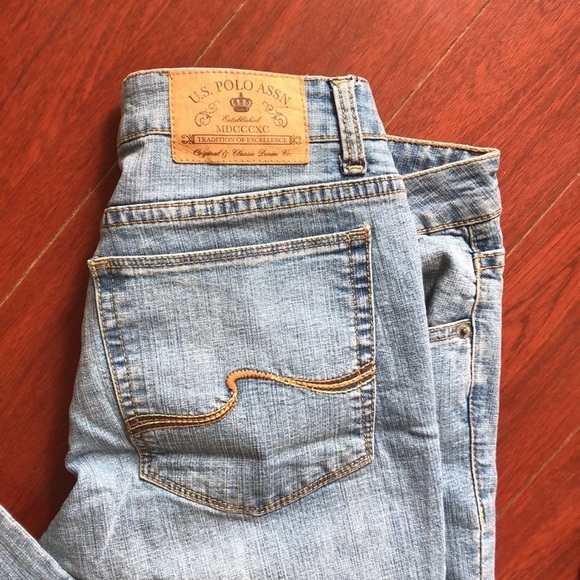 US Polo Assoc Women’s Size 10 Mid  Rise Boot Cut Light Denim Jeans - Picture 3 of 13